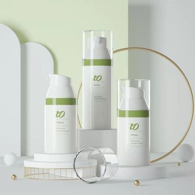 İyi fiyat 30ml/50ml Tam Plastik Airless Şişe Serigrafi Çeşitli Boyutlar çevrimiçi