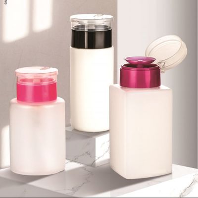 İyi fiyat 100-200ML Tırnak Lakı Çıkarıcı Pompa Dönüştürücü Şişe Kişisel Bakım için Özel Renk çevrimiçi